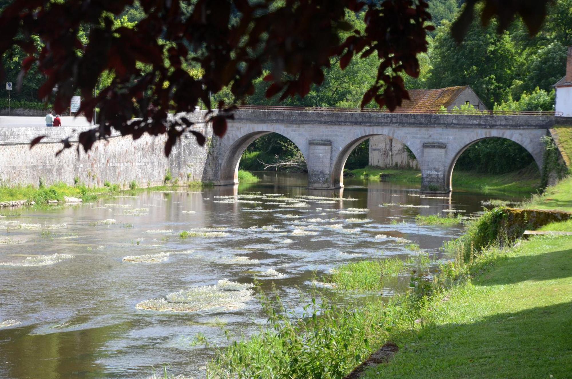 Studio "Au Bord De L'Eau" 2 Chambon-sur-Voueize Zewnętrze zdjęcie